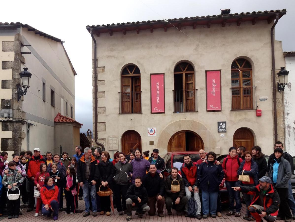 Alberjerte Hostel El Torno  Exterior foto